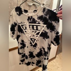 guess tie dye tee shirt